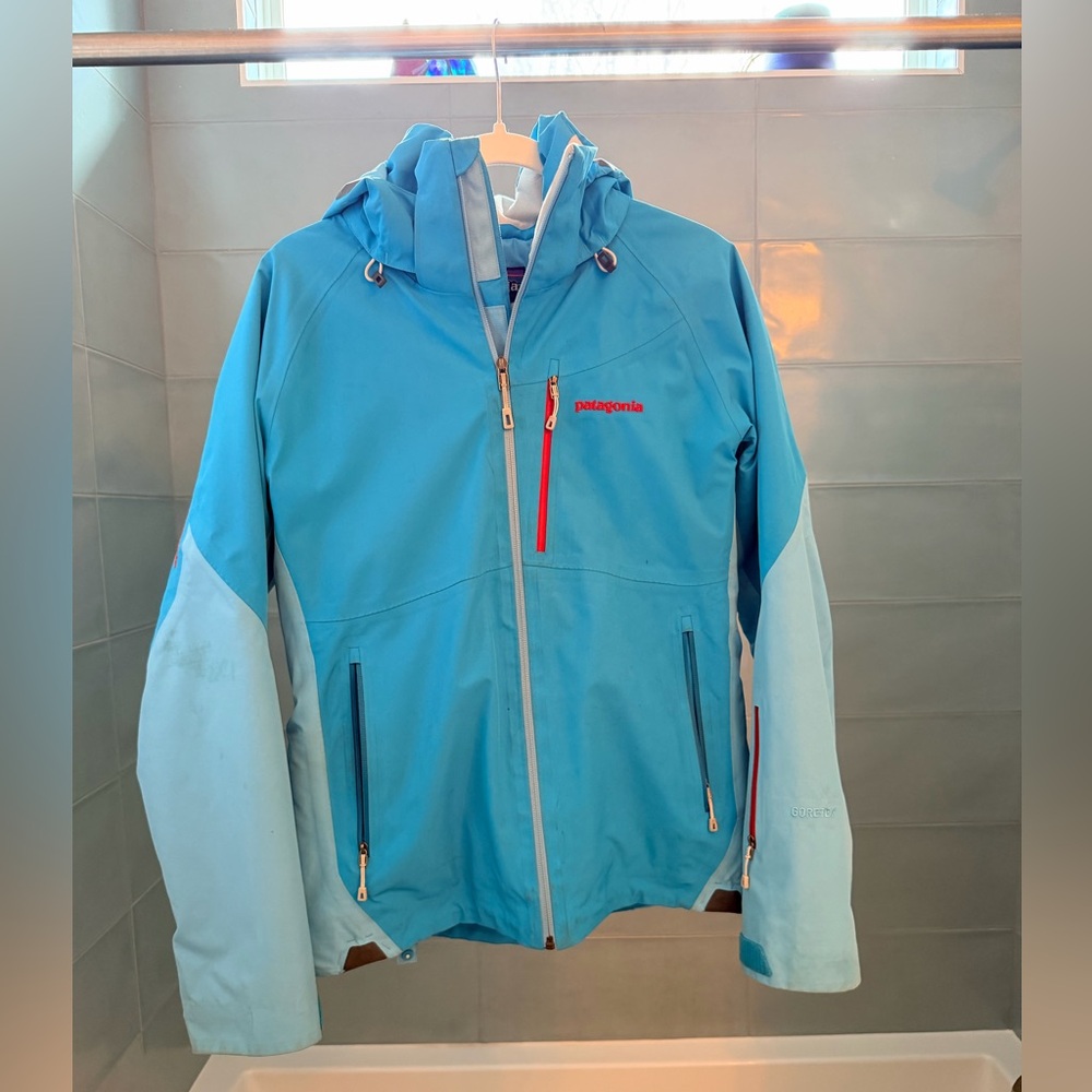 Patagonia Light Blue and Aqua Hooded Ski Jacket